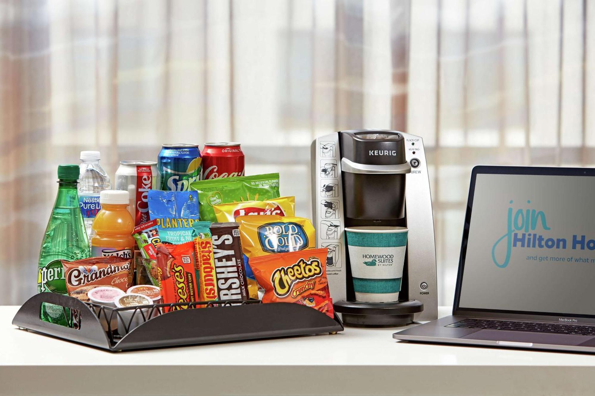 Premium One-Bedroom King Suite - Non-Smoking,1552166980:JPEG