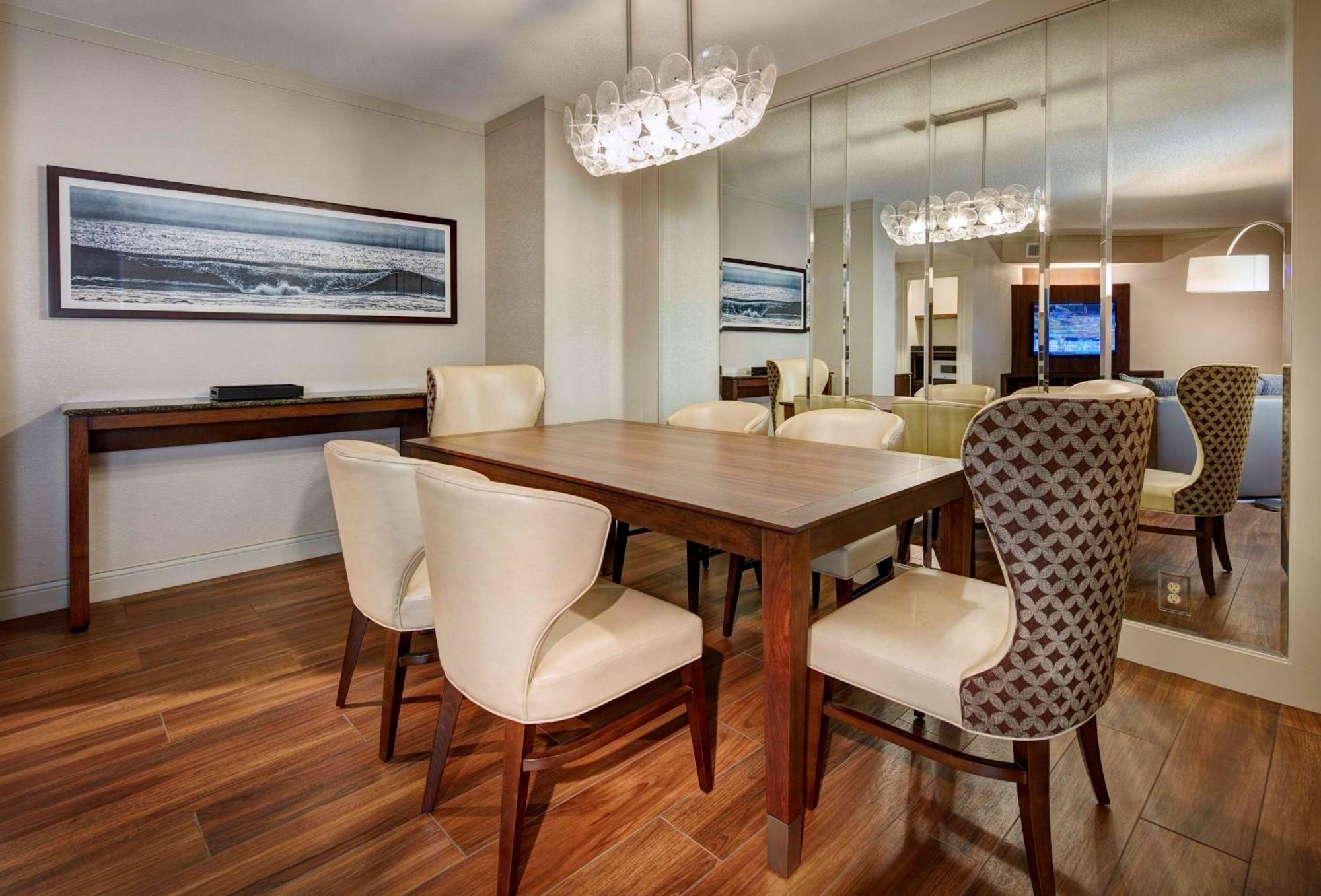 Two-Room Executive King Suite with Sofa Bed