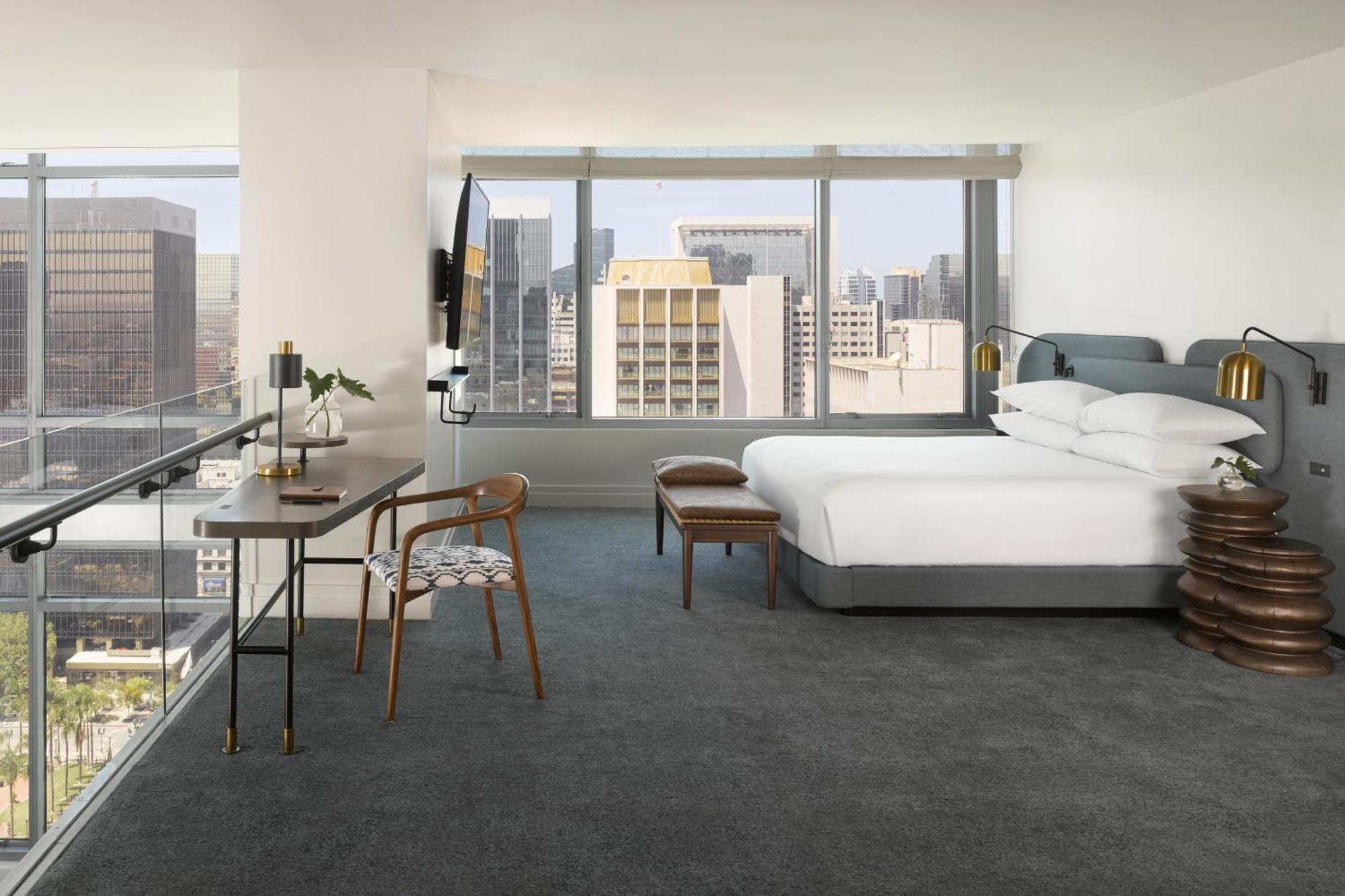 One-Bedroom Coronado Penthouse Loft Suite with Balcony