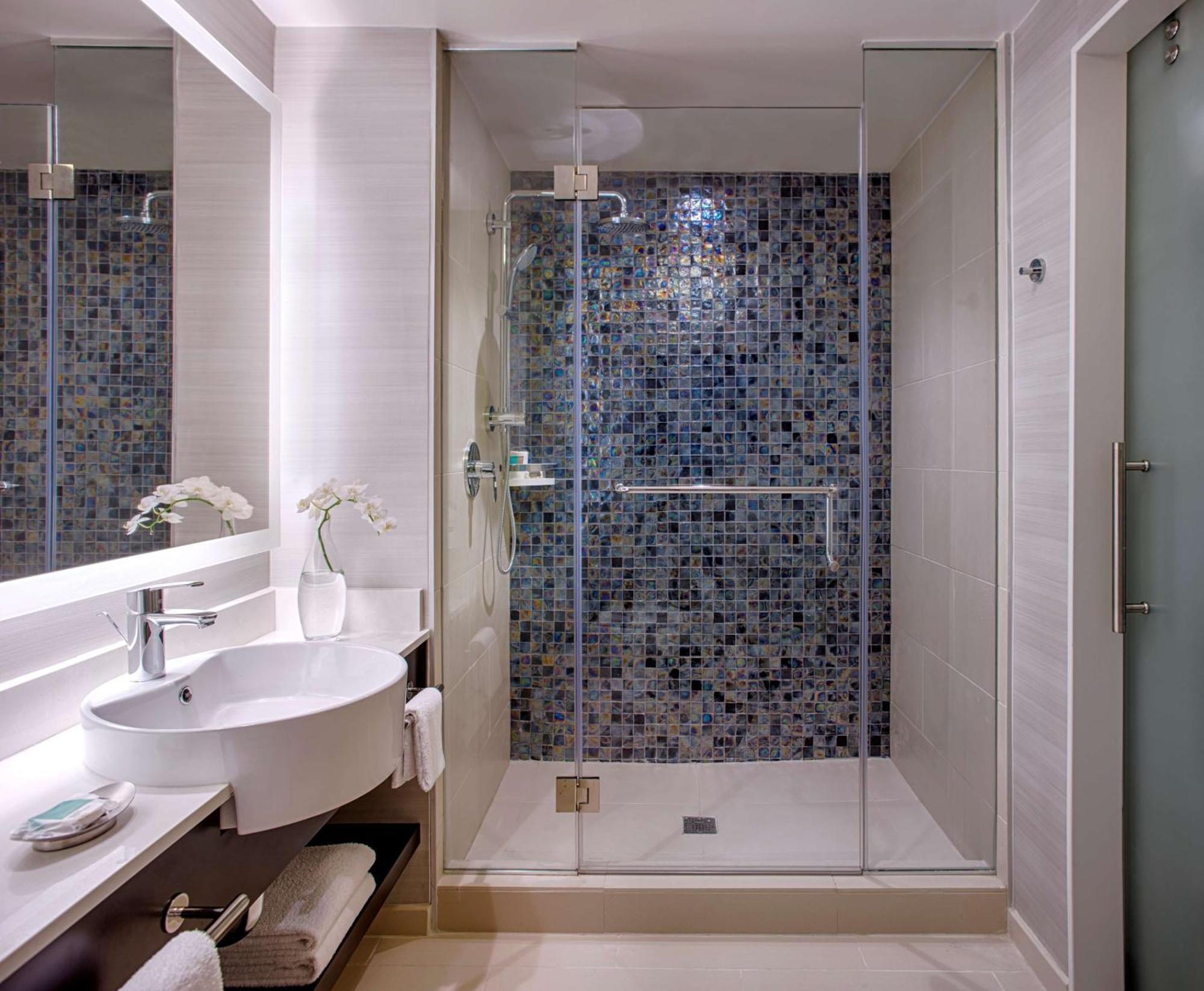 King Room,1434535171:JPEG