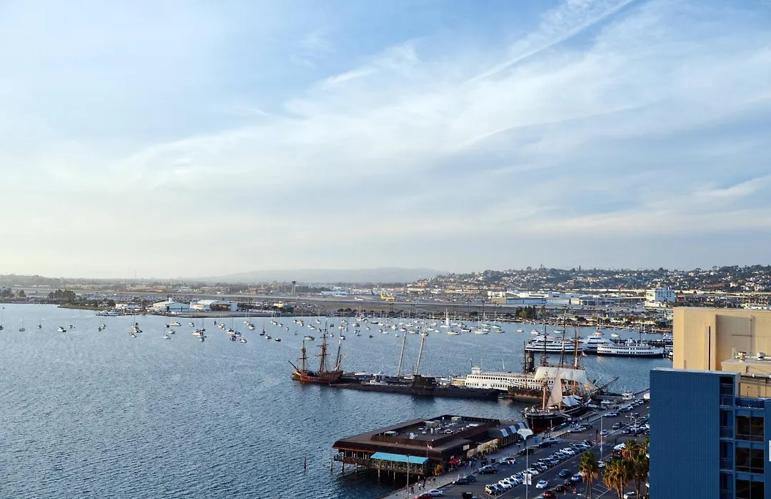 Springhill Suites By Marriott San Diego Downtown/Bayfront-1