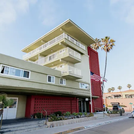 Surfer Beach Hotel-3