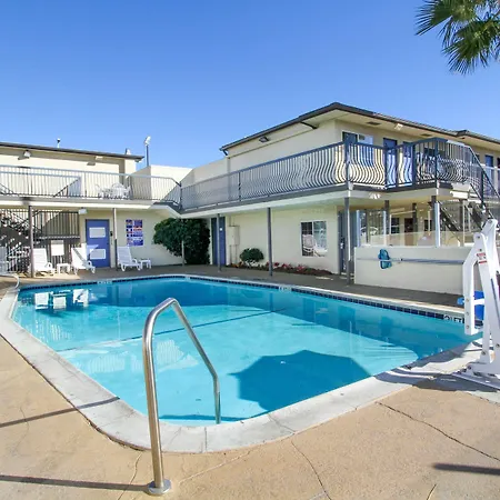 Motel 6 San Diego, Ca Airport Harbor-3