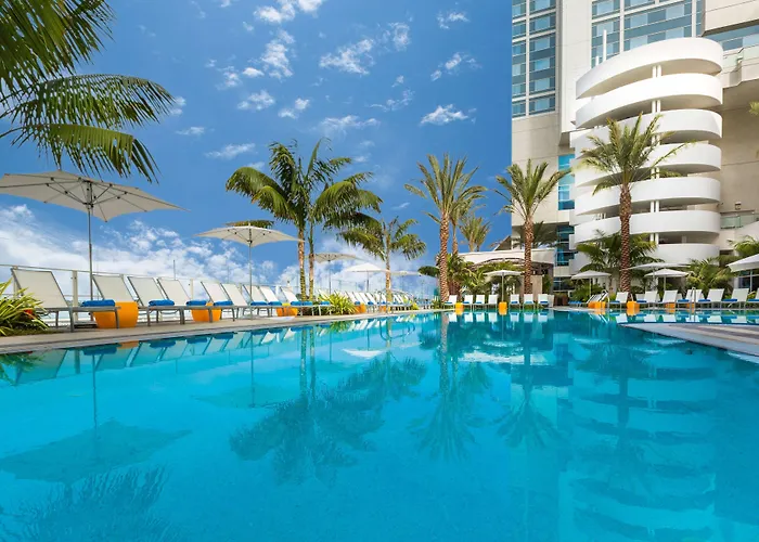 Hilton San Diego Bayfront