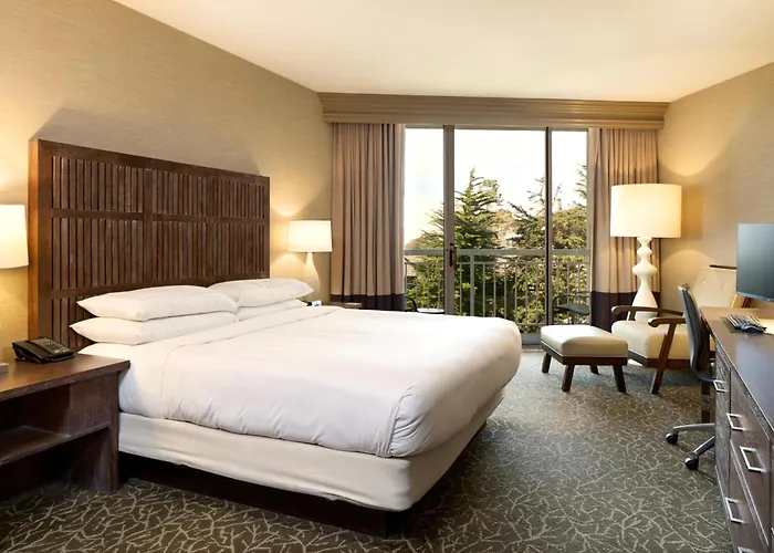 Hilton La Jolla Torrey Pines Hotel San Diego