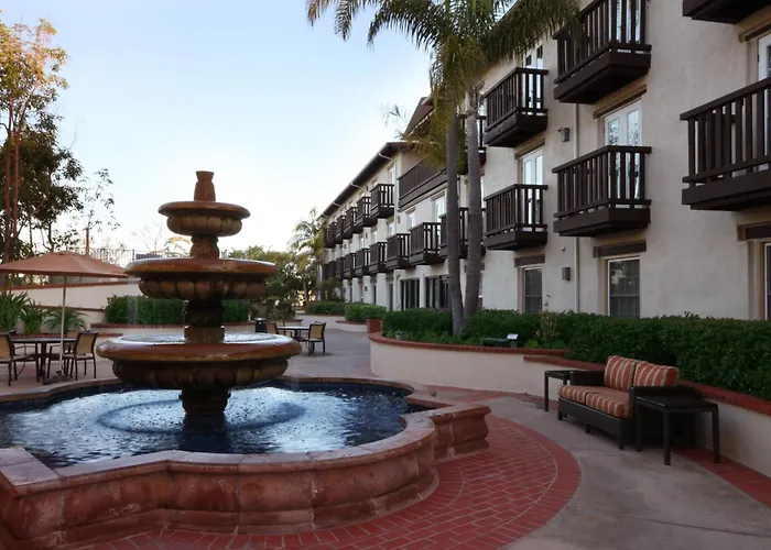 Fairfield Inn & Suites San Diego Old Town